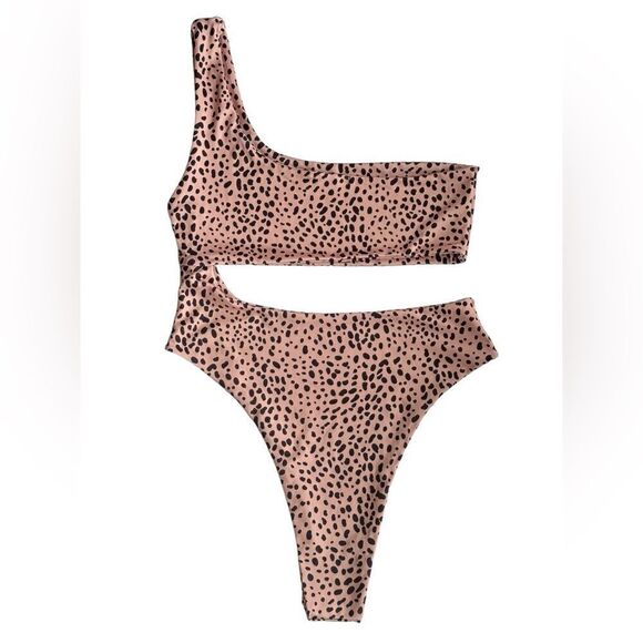 Nasty Gal Cut Out Swimsuit Dalmatian One Shoulder High Leg Swimsuit Beach 8 - Picture 5 of 7